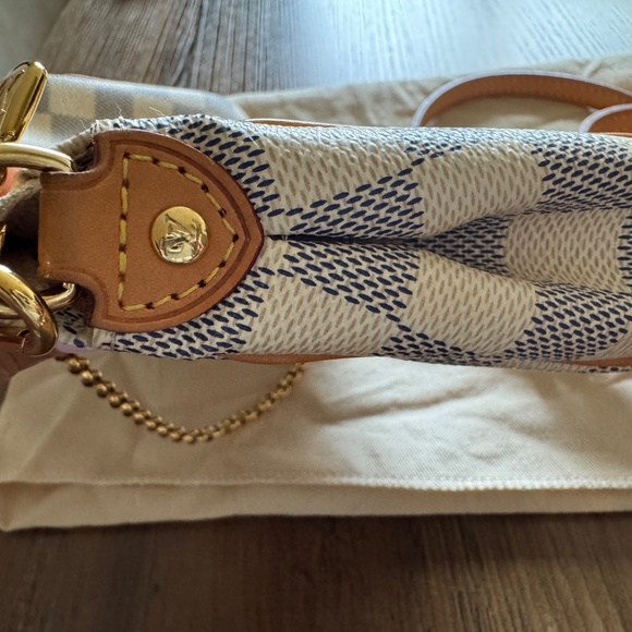 Louis Vuitton Eva Pochette Damier Azur Canvas Crossbody - Picture 5 of 13